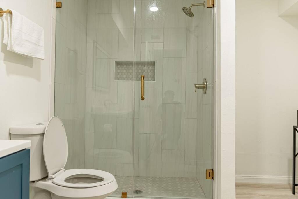Roomy Home 5 Mins From Attractions Galveston Exterior foto