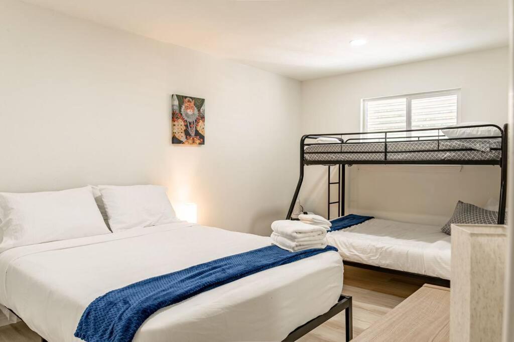 Roomy Home 5 Mins From Attractions Galveston Exterior foto